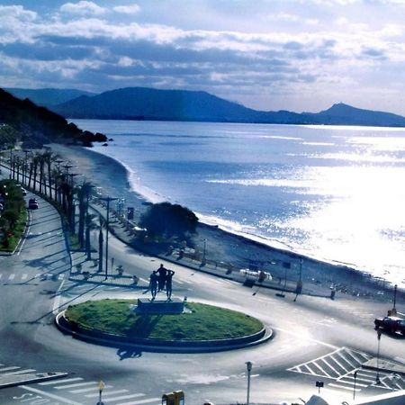 Rhodes Retreat & Getaway Apartments Rhodes City ภายนอก รูปภาพ