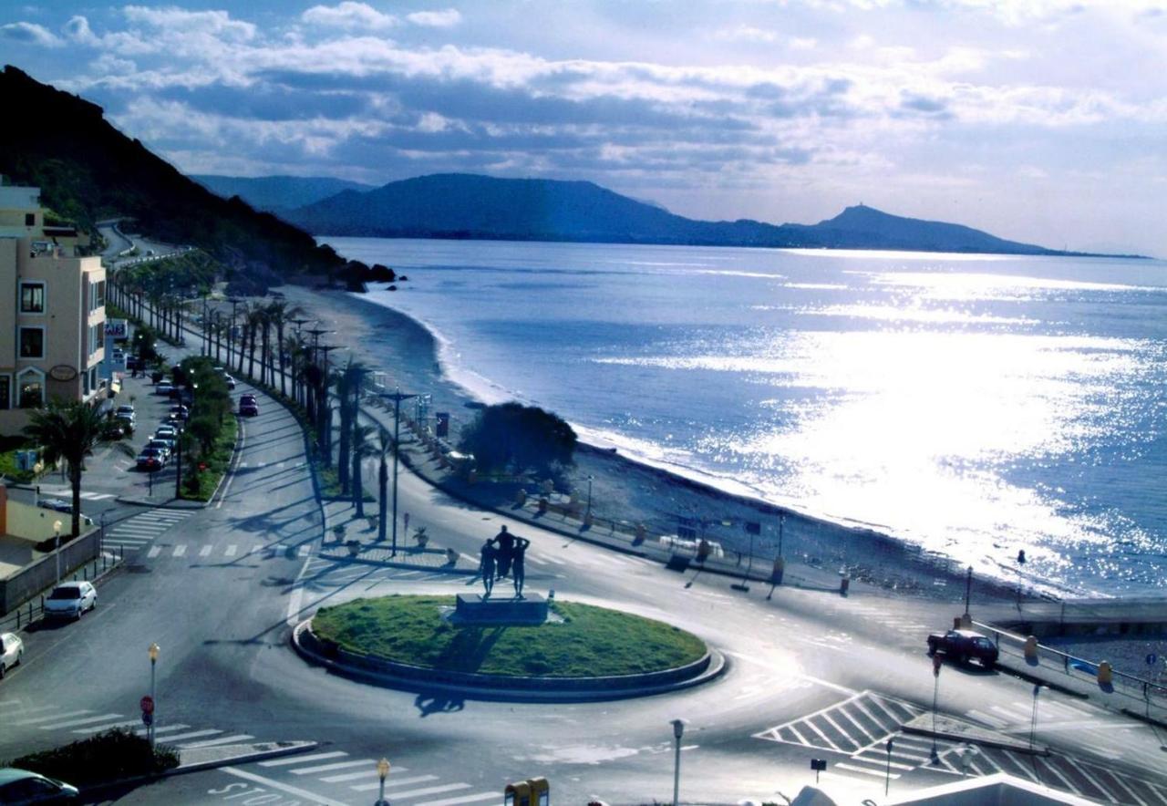 Rhodes Retreat & Getaway Apartments Rhodes City ภายนอก รูปภาพ