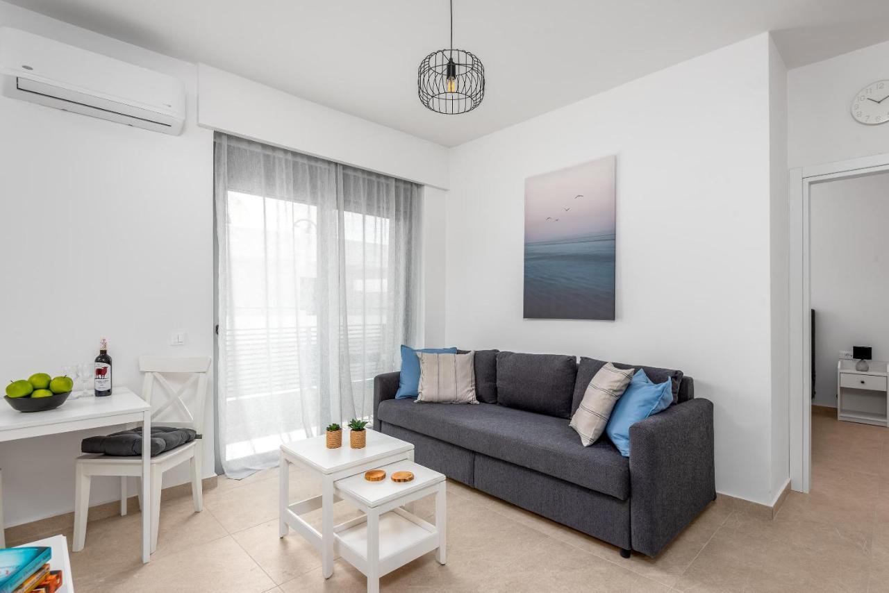 Rhodes Retreat & Getaway Apartments Rhodes City ภายนอก รูปภาพ
