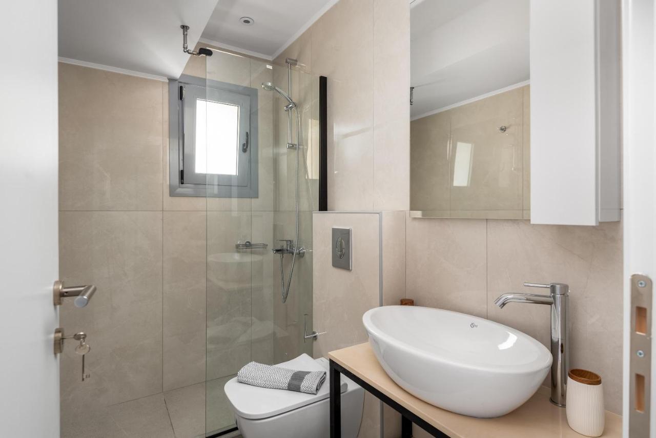 Rhodes Retreat & Getaway Apartments Rhodes City ภายนอก รูปภาพ