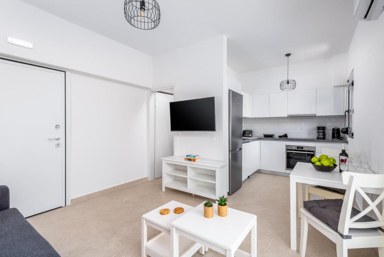 Rhodes Retreat & Getaway Apartments Rhodes City ภายนอก รูปภาพ